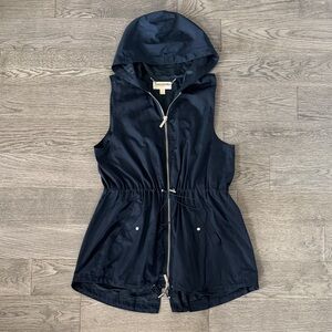 🌼MICHAEL KORS🌼 Navy Hooded Raincoat Vest